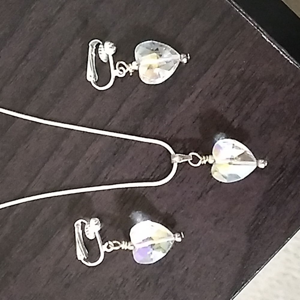Heart necklace and earrings set